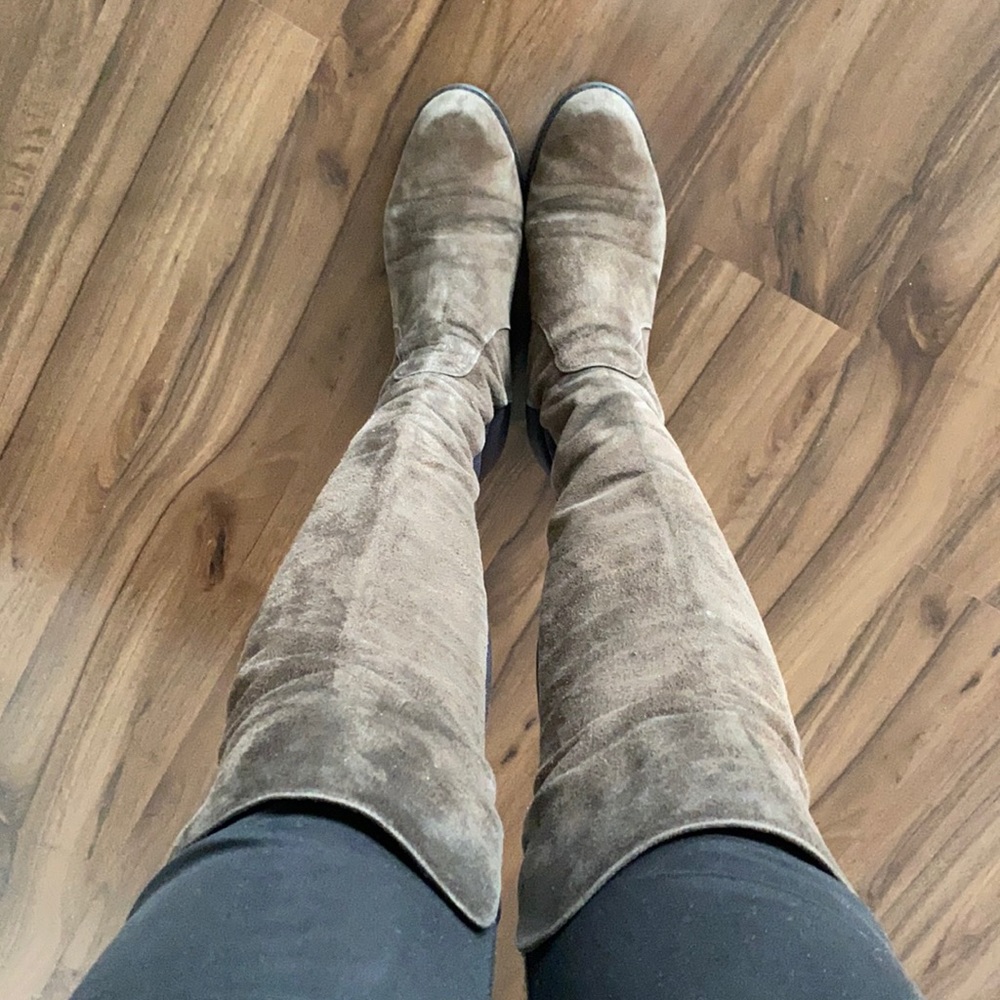 Stuart Weitzman Reserve boots (similar to 5050)